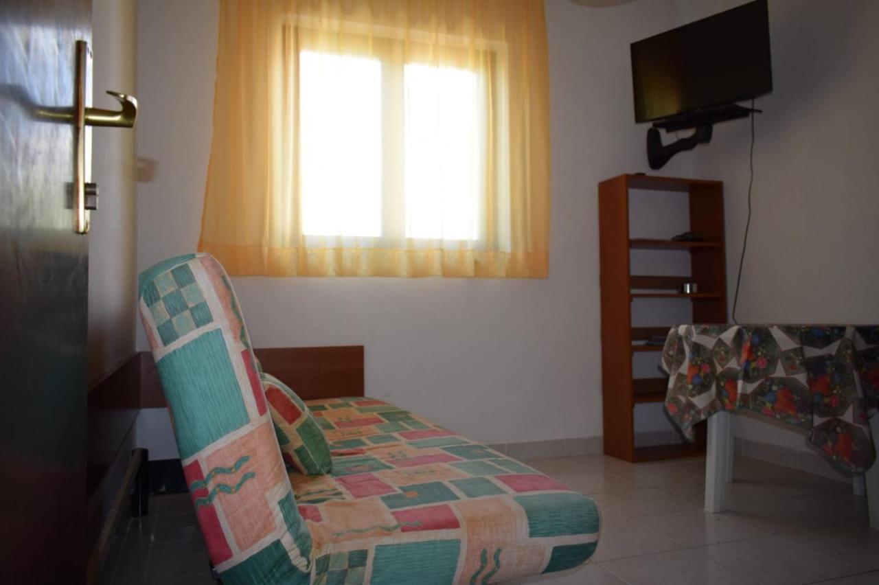 Apartmani Veronika Nin Exteriér fotografie